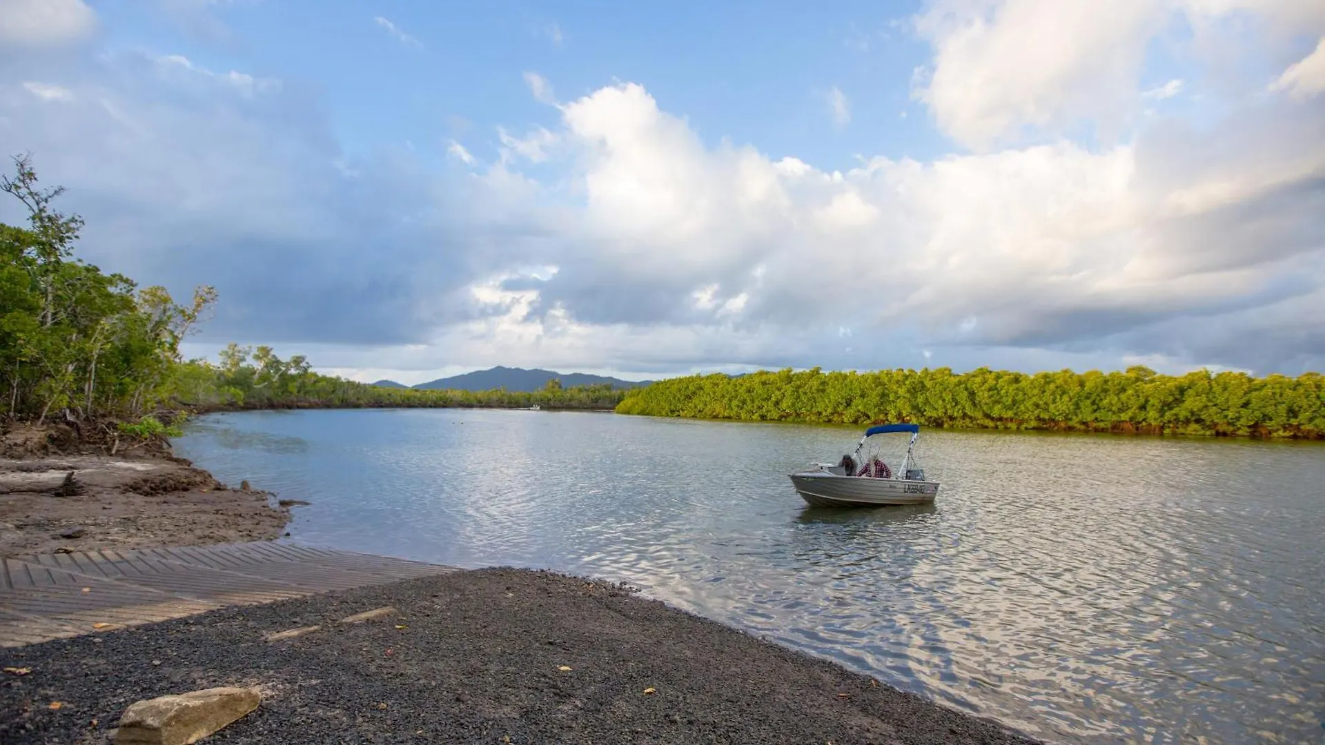 Holiday home Kurrimine Fishing Haven - Pet Friendly Villa Kurrimine Beach